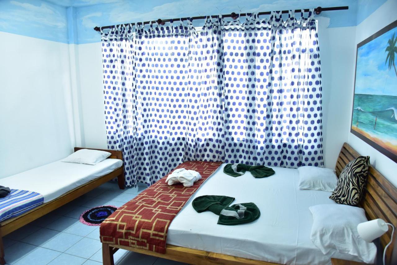 Hotel Happy Tuna Хикадува Екстериор снимка