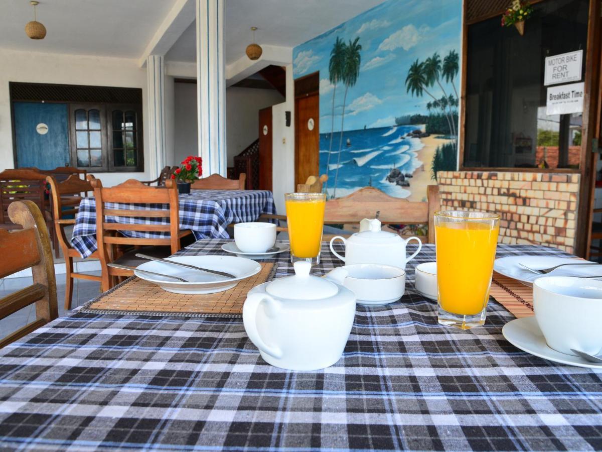 Hotel Happy Tuna Хикадува Екстериор снимка