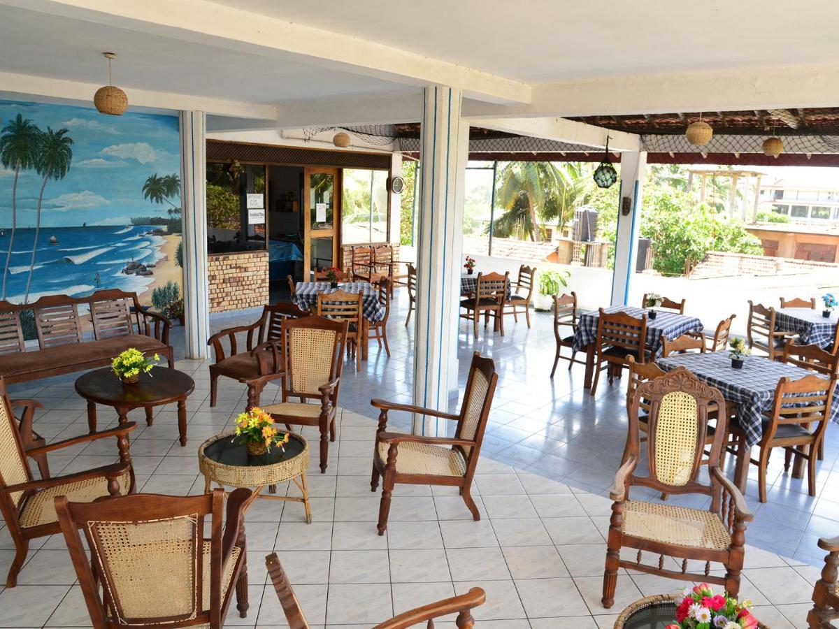 Hotel Happy Tuna Хикадува Екстериор снимка