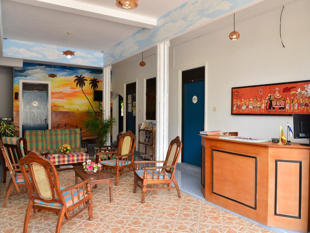 Hotel Happy Tuna Хикадува Екстериор снимка