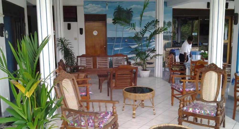 Hotel Happy Tuna Хикадува Екстериор снимка