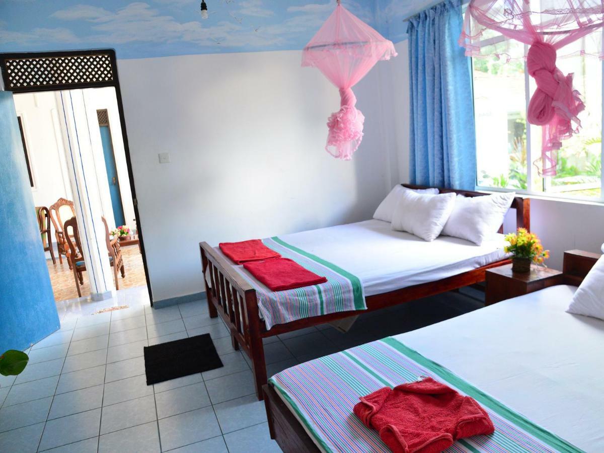 Hotel Happy Tuna Хикадува Екстериор снимка