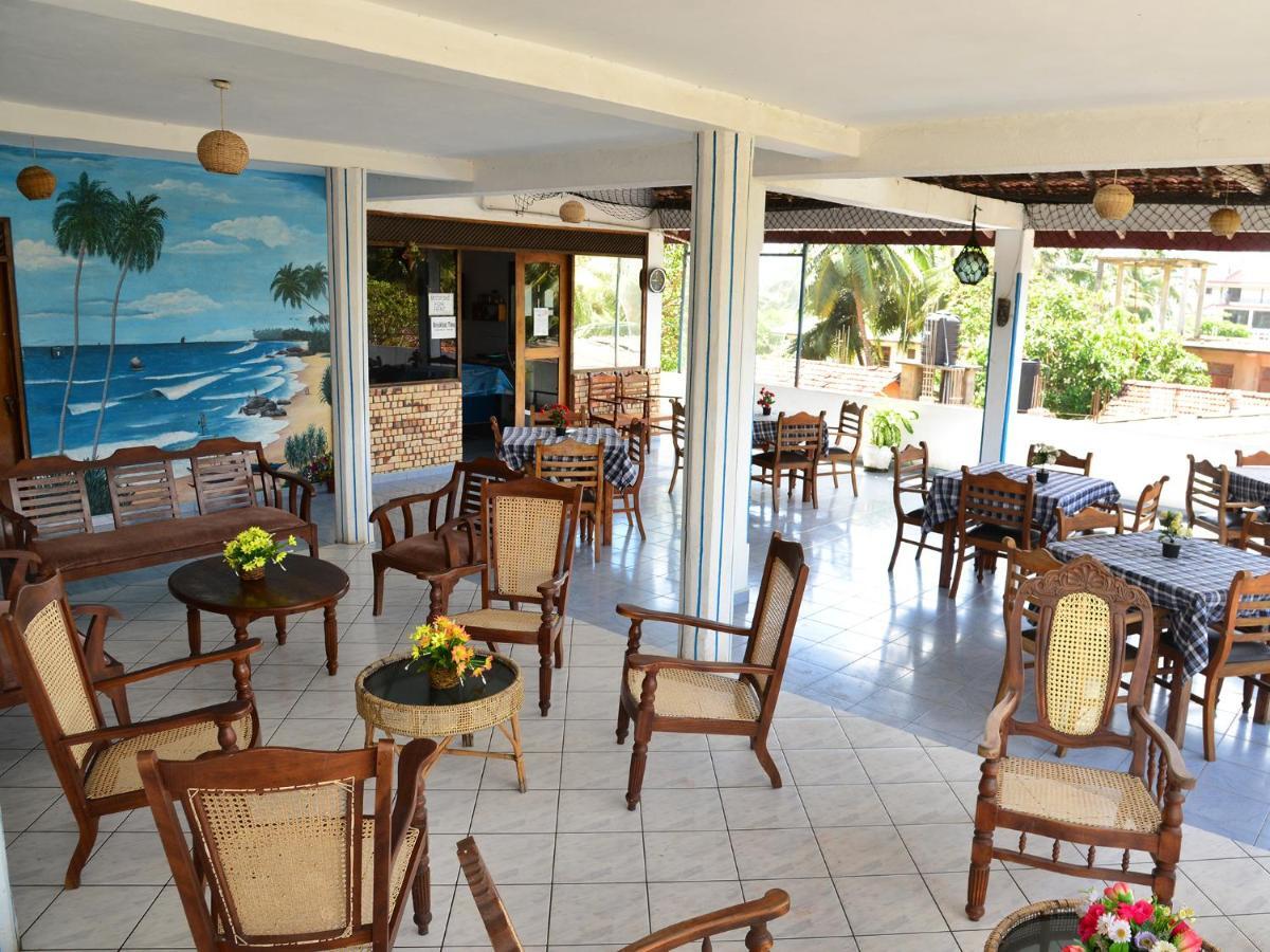 Hotel Happy Tuna Хикадува Екстериор снимка