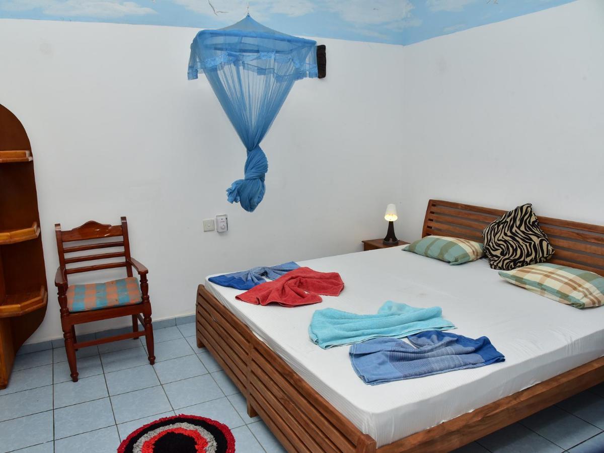 Hotel Happy Tuna Хикадува Екстериор снимка