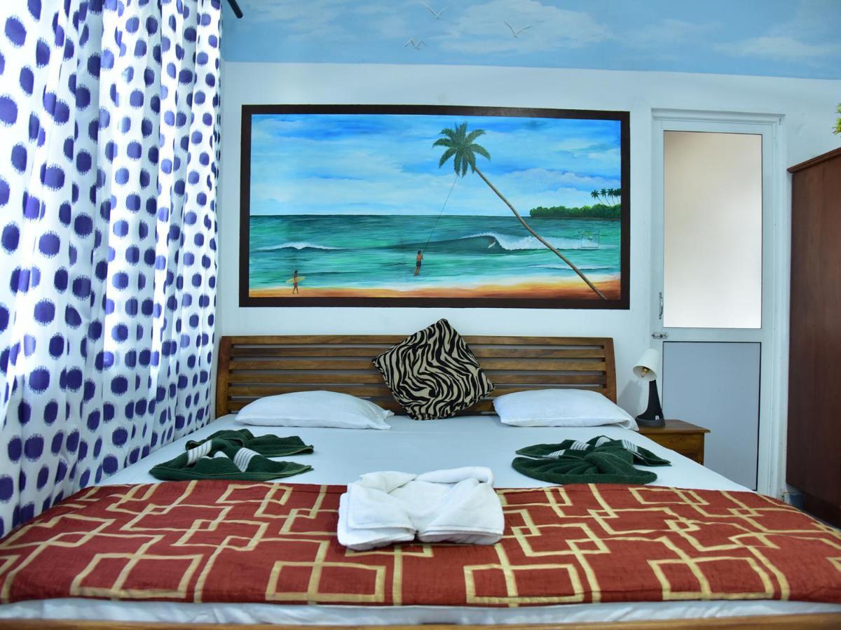 Hotel Happy Tuna Хикадува Екстериор снимка